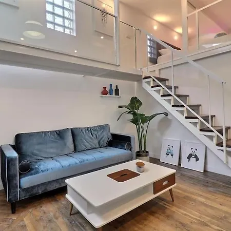 Unique Loft Apartment Located 15 Minutes From The Champs Elysees Saint-Ouen  Buitenkant foto