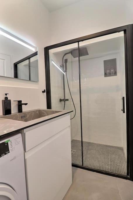 Unique Loft Located 15 Minutes From The Champs Elysees Saint-Ouen (Seine-Saint-Denis)