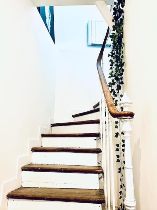 Unique Loft Located 15 Minutes From The Champs Elysees Apartment Saint-Ouen (Seine-Saint-Denis)